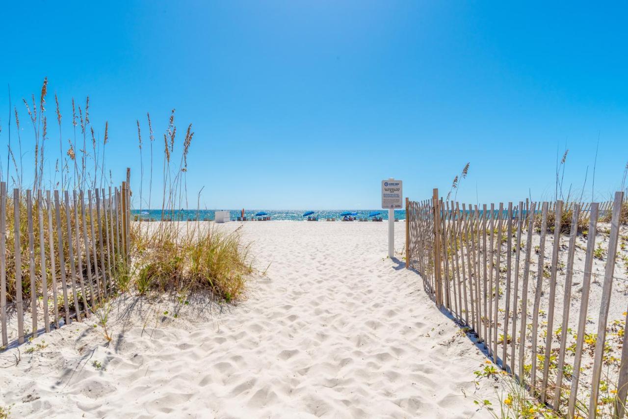 Island Winds East 202 By Albvr - Beautifully Renovated Beachfront Condo & Steps Away From Hangout & More! Gulf Shores Bagian luar foto
